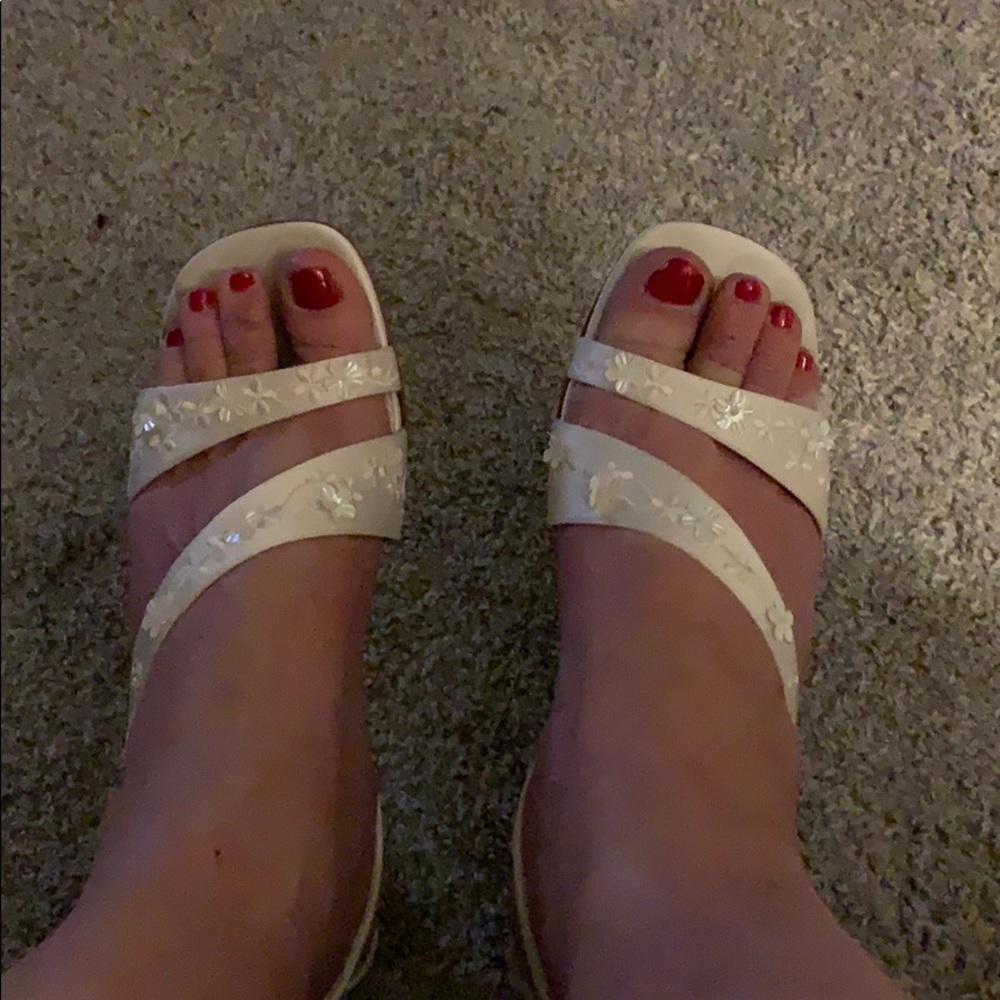 *****White satin Wedding Sandals *****